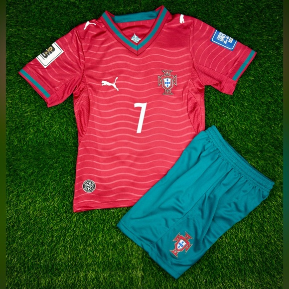 Puma Other - 🇵🇹NEW PORTUGAL HOME WORLD CUP RONALDO KIDS SET! 🇵🇹